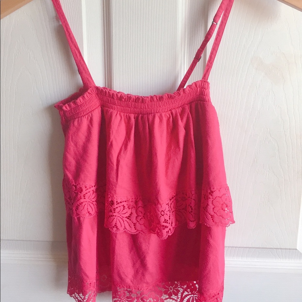 Hollister fuschia tiered tank blouse top